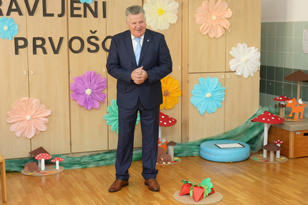 SPREJEM PRVOŠOLČKOV UNEC 02 FOTO LJUBO VUKELIČ
